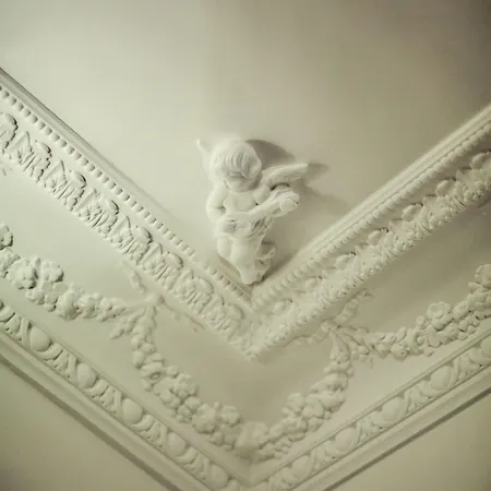 La Maison Gobert Particulier Paris