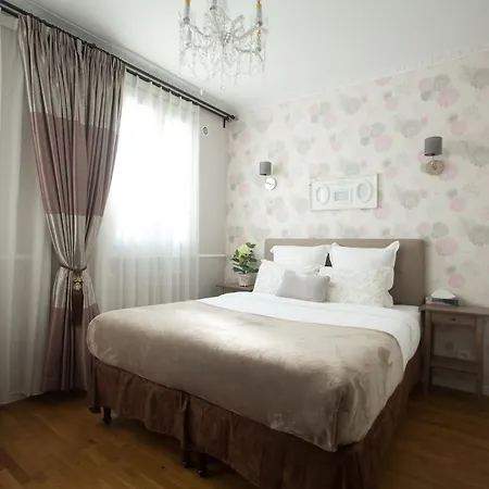 La Maison Gobert Particulier Bed and breakfast París