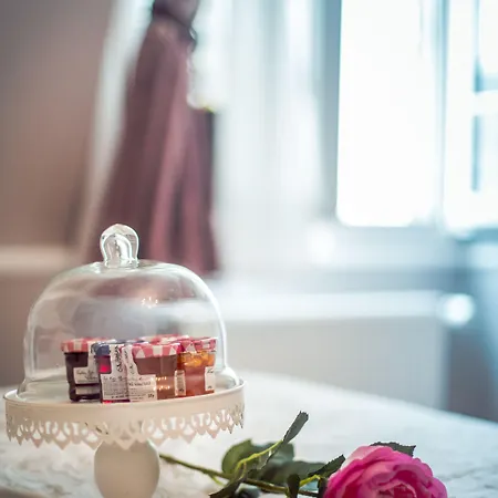 La Maison Gobert Particulier Bed and breakfast París